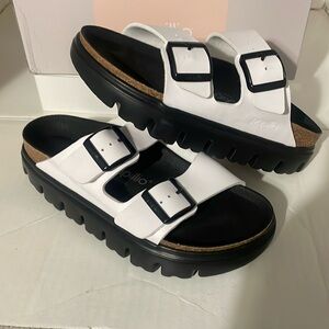 NWB Birkenstock Papillio Arizona Sandals black and white chunky bottom